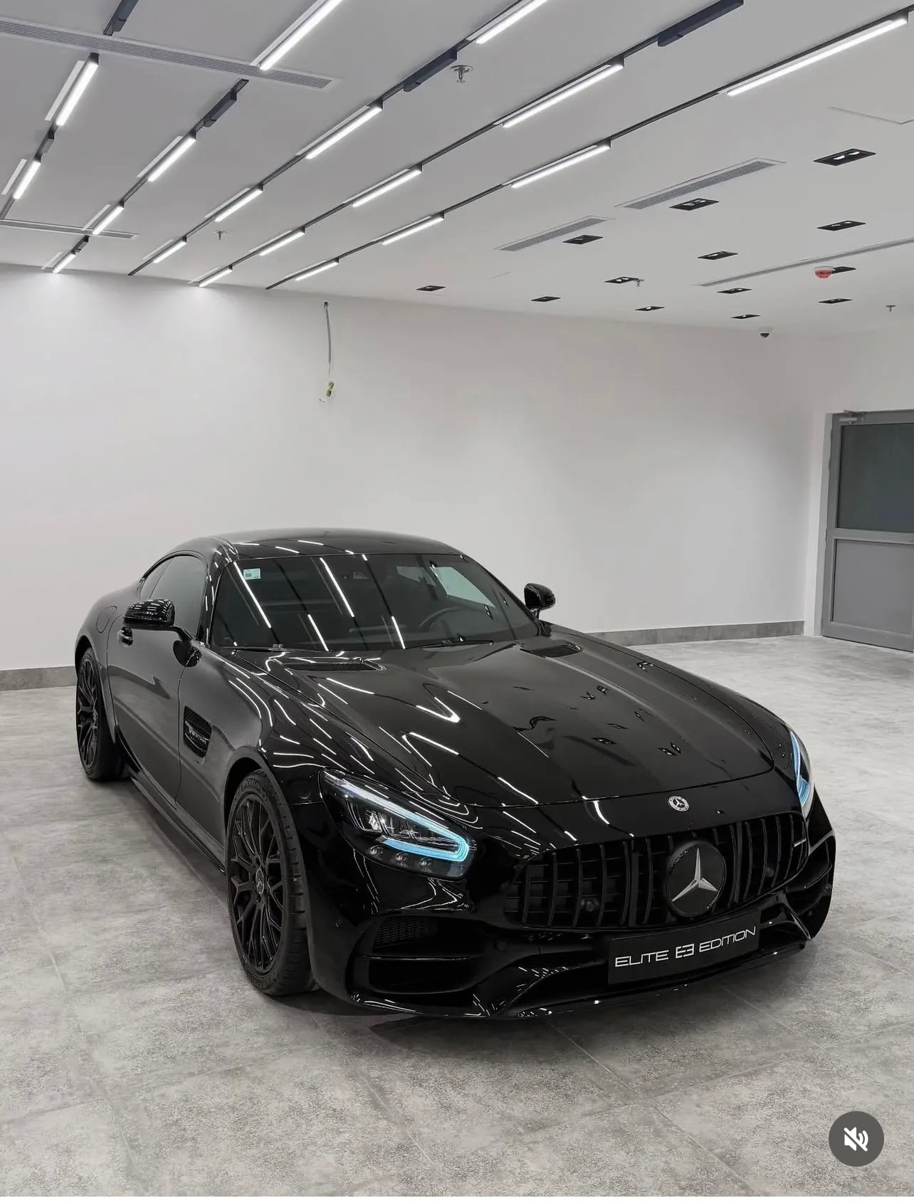 2024 Mercedes GT64